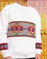 بلوفر شتوي مطرز