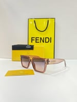 نظارة فندي مع ملحقات الماركة