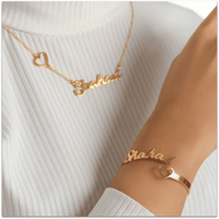 سلاسل واساور فخمه بالاسماء مطلي ذهب