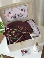 هدايا نسائية ملكية مطرزة بالاسم