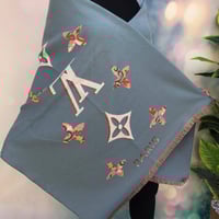 سكارف لويس فيتون نسائي