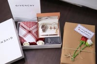 تنسيق هدايا رجاليه من متجر مون - طقم جيفنشي