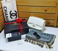 هديه شتاء​ نسائية ماركة شانيل