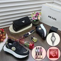 اجمل اشكال شنط مع شوز ماركة برادا الأصلية