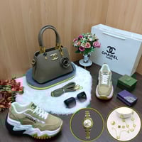 طقم شنطة وشوز مع مجموعة إكسسوارات شانيل