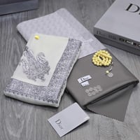 هدية شتوية رجالية – طقم قماش وشال فاخر مع سبحه راق...