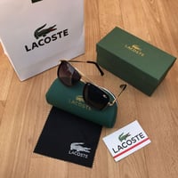 نظارة ماركة لاكوست | هدية مع تنسيق ورد وتغليف