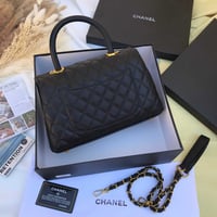 شنطة نسائية ماركة شانيل