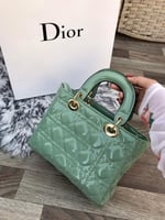 جديدنا شنطة نسائية ماركة ديور درجة اولى