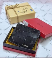 محافظ كارتير رجالي طبق الاصل