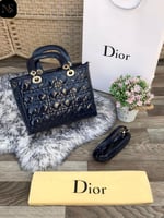 جديدنا شنطة نسائية ماركة ديور درجة اولى