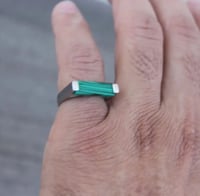 خاتم ملكي حجر اخضر اهدي من تحب من متجر مون