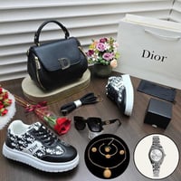 هدايا نسائية شوز ماركه ديور