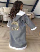 فروه اطفال شتوية مع قبوع