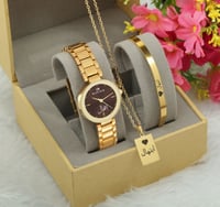 بوكسات هدية نسائية بالاسم حسب الطلب