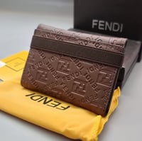 محفظة فندي الاصلي الجديدة _2023