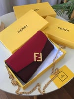 شنط ماركة فندي الجديدة - شنطة فندي صغيرة درجة أولى