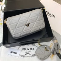 شنطة برادا اسود 2024