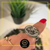 خاتم نسائي تصميم الاسم حسب الطلب