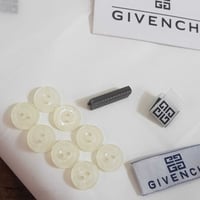 قماش ابيض شتوي ماركة جفنشي