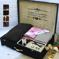 ملابس شتوي رجالي موضه ماركة فرزاتشي مع فروة وساعة