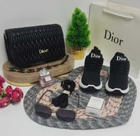 شوزات نسائية ماركة ديور _متجر مون