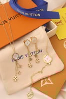 مجموعة إكسسوارات نسائي لويس فيتون _متجر مون
