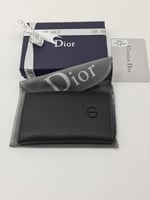 محافظ بطاقات ماركة