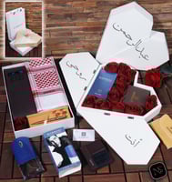 بوكس رجالي خشبي على شكل قلب ماركة جفنشي