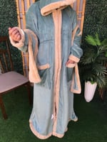 بالطو فرو نسائي طويل بالطو فرو شتوي بقبعة