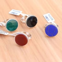 خاتم ملكي رجالي سادة حجر أزرق شكل دائري _متجر مون