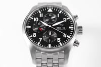 اي دبليو سي بايلوت كرونوغراف | ماستر كواليتي