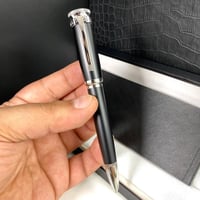 قلم دنهل سنتري مان طبق الأصل