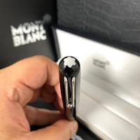 قلم مونت بلانك أسود لماع فاونتين