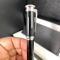 قلم دنهل سنتري مان طبق الأصل