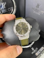 هوبلوت كلاسيك فيوجن نسائي كوارتز ماستر كواليتي