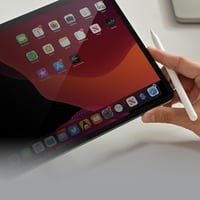 سبون قلم للأيباد والتابلت - يدعم راحة اليد