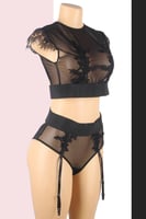 لانجري شفاف متوفر بلونين