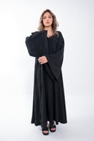 4296 | عباية كتف نص كلوش بتطريز مميز