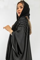 6136 | عباية بشت مطرزة من قماش حرير مغسول كوري أصل...