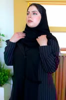 3221 | عباية سوداء بليزر وتدخيلة أنيقة