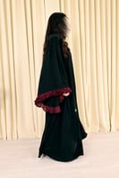 4283 | عباية كتف كلوش بكم فرنسي وتحديد كلوش ديور