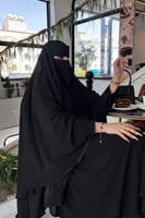 خمار كويتي بكلفة ناعمة على اليد