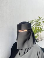 نقاب مطاط بتصميم مقوى