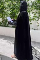 5134 | عباية بشت شتوي مخمل بكم جلد