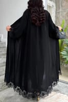 3226 | عباية كلوش مع طرحة مطرزة