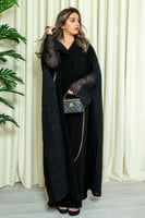 4284 | عباية كتف بشت قطري بتفاصيل الدانتيل