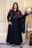 3314 | عباية وشاح