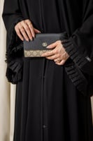 3279 | عباية كتف بقصة كلوش وكم فرنسي