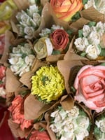 كيك الورد عدد ٤٥ قطعة